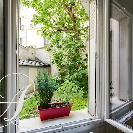 Ouest Apartmán